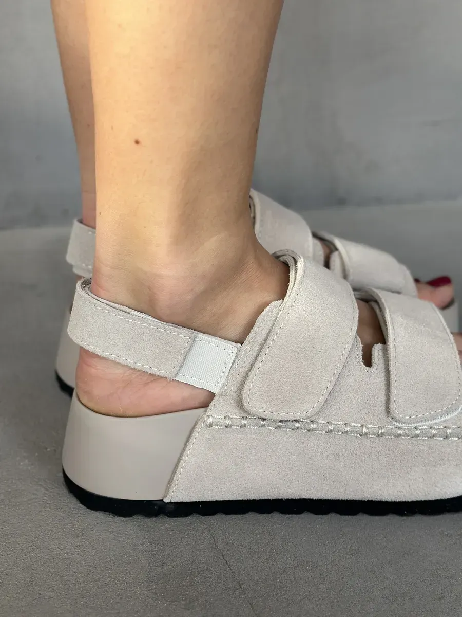 Босоножки женские натуральная замша