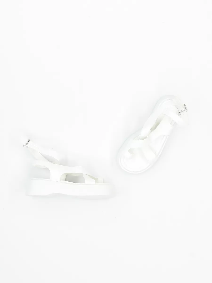 Босоножки на платформе летние