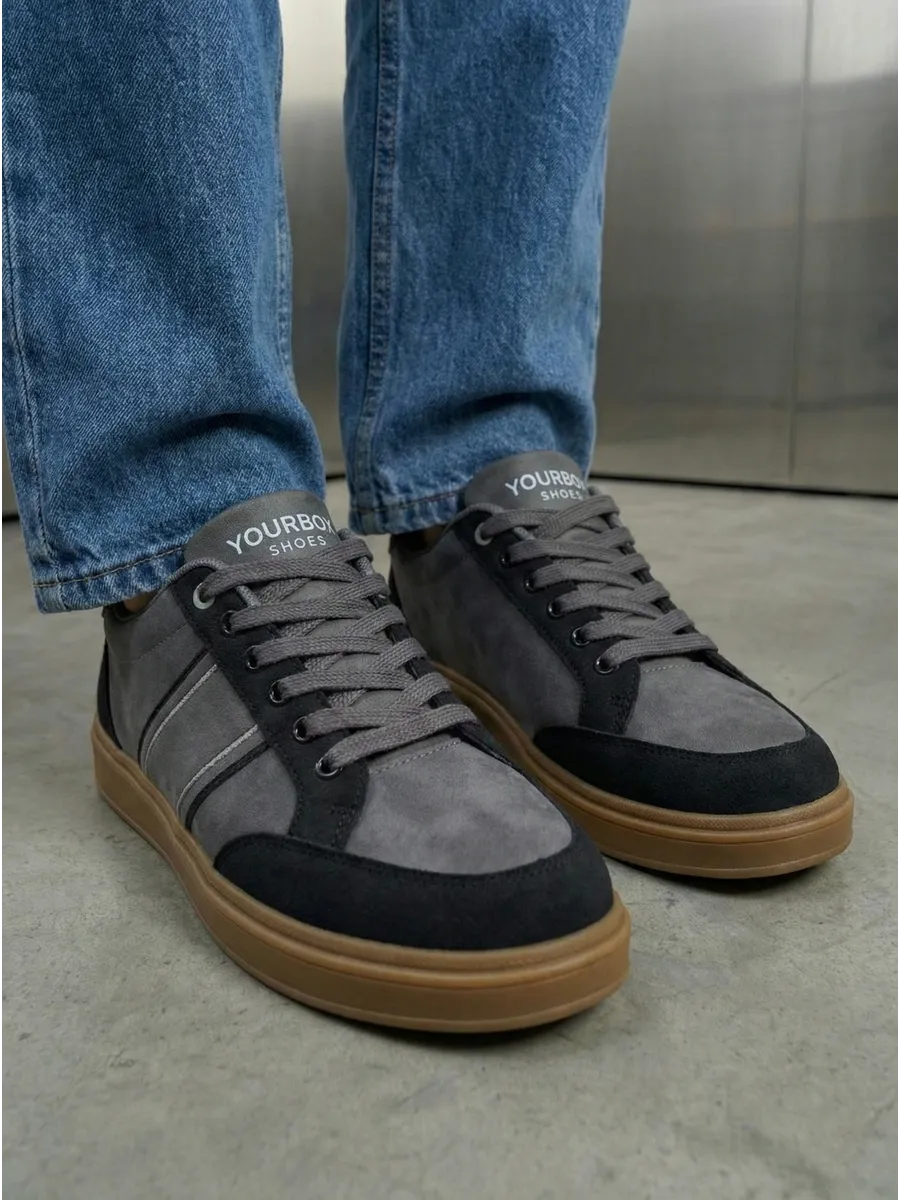 Демисезонные кроссовки на тонкой подошве