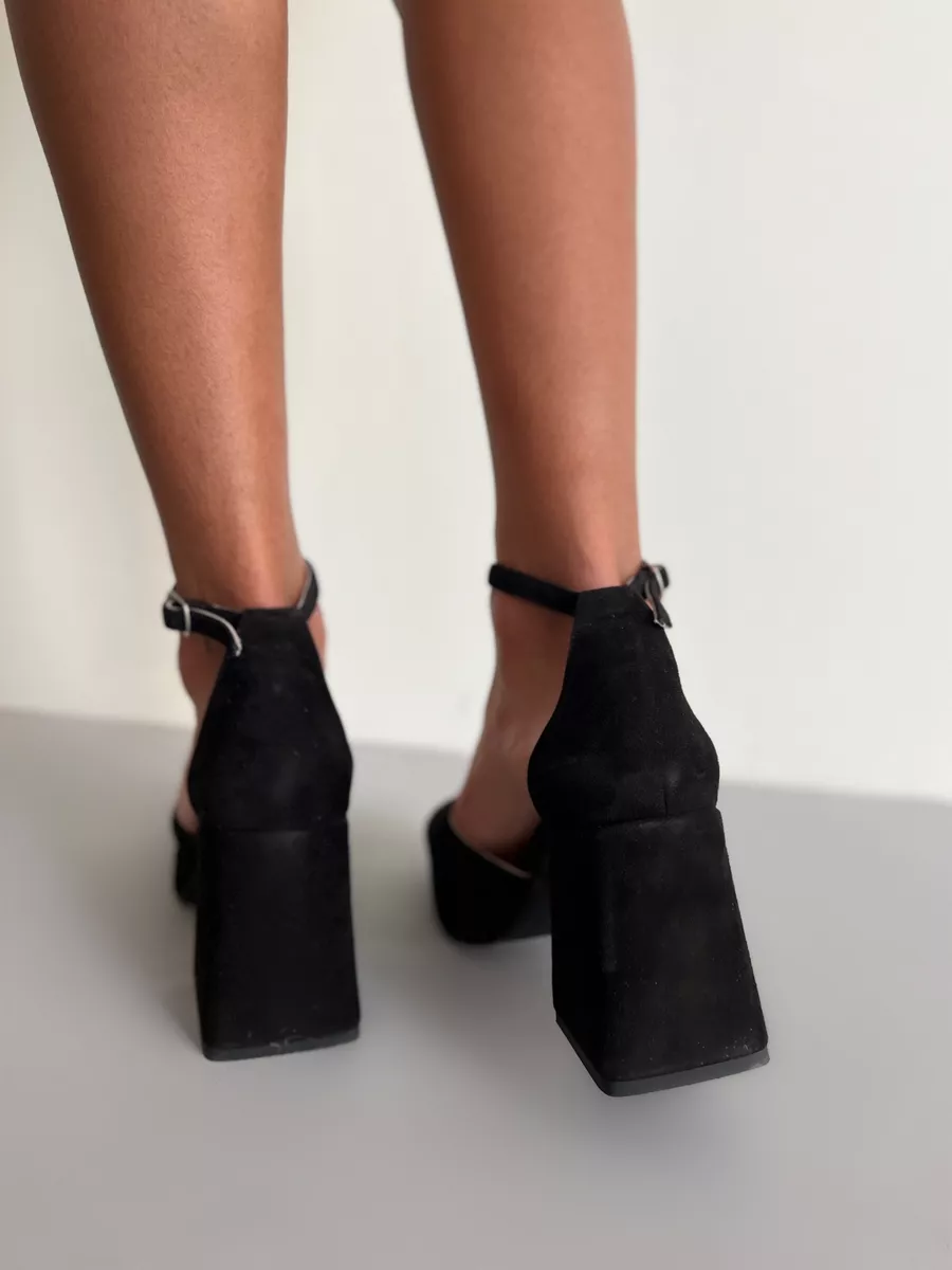 Босоножки женские замша