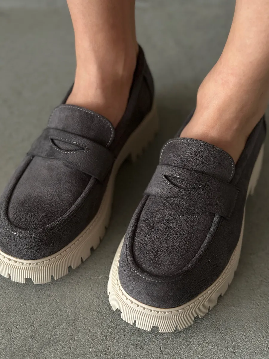 Лоферы женские экозамша