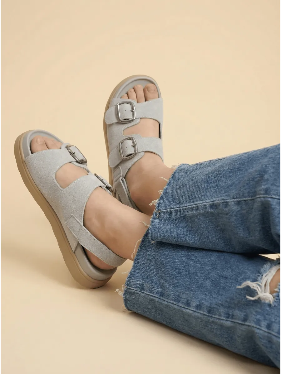 Летние босоножки на платформе