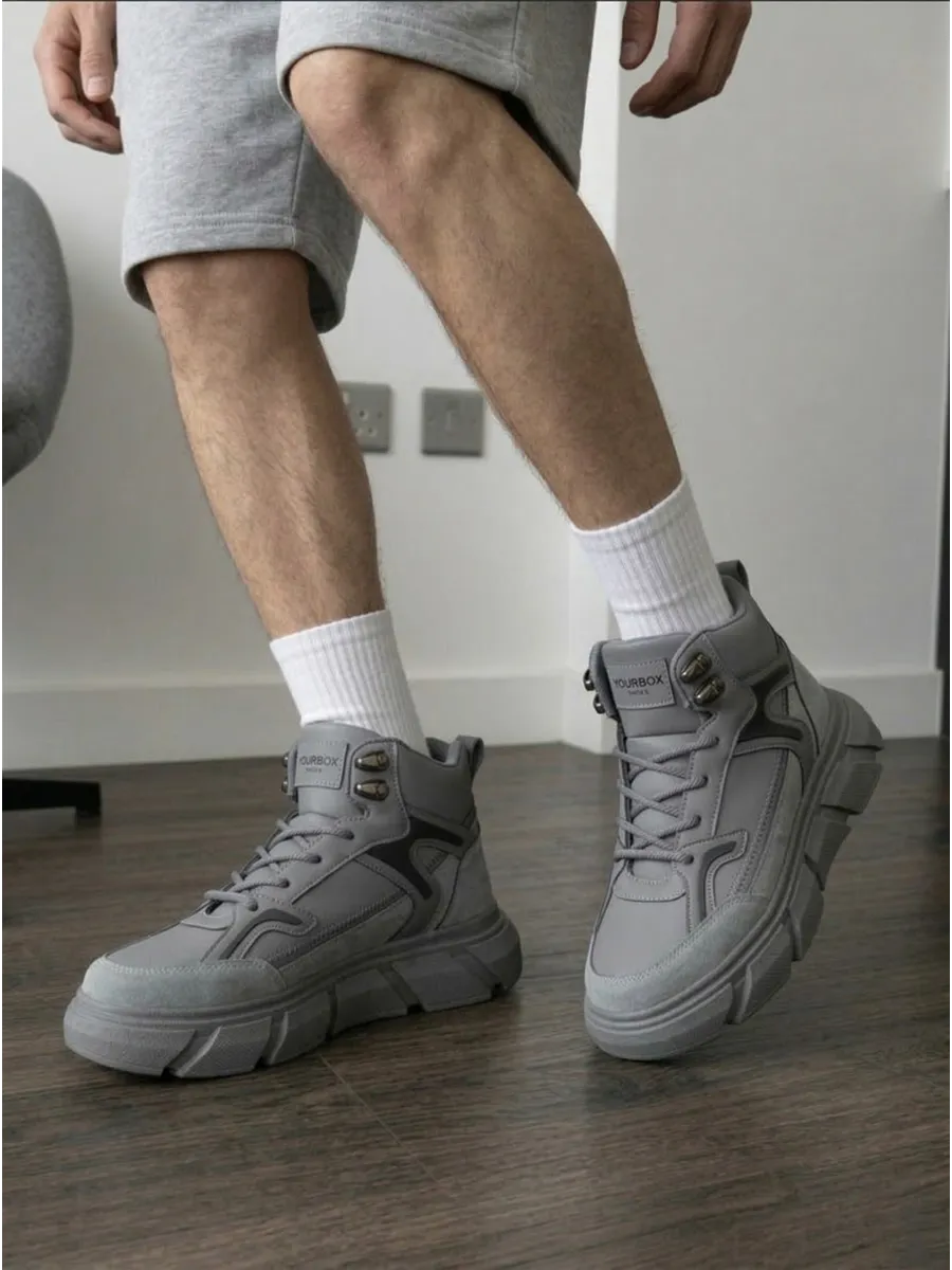 Демисезонные кроссовки высокие кеды