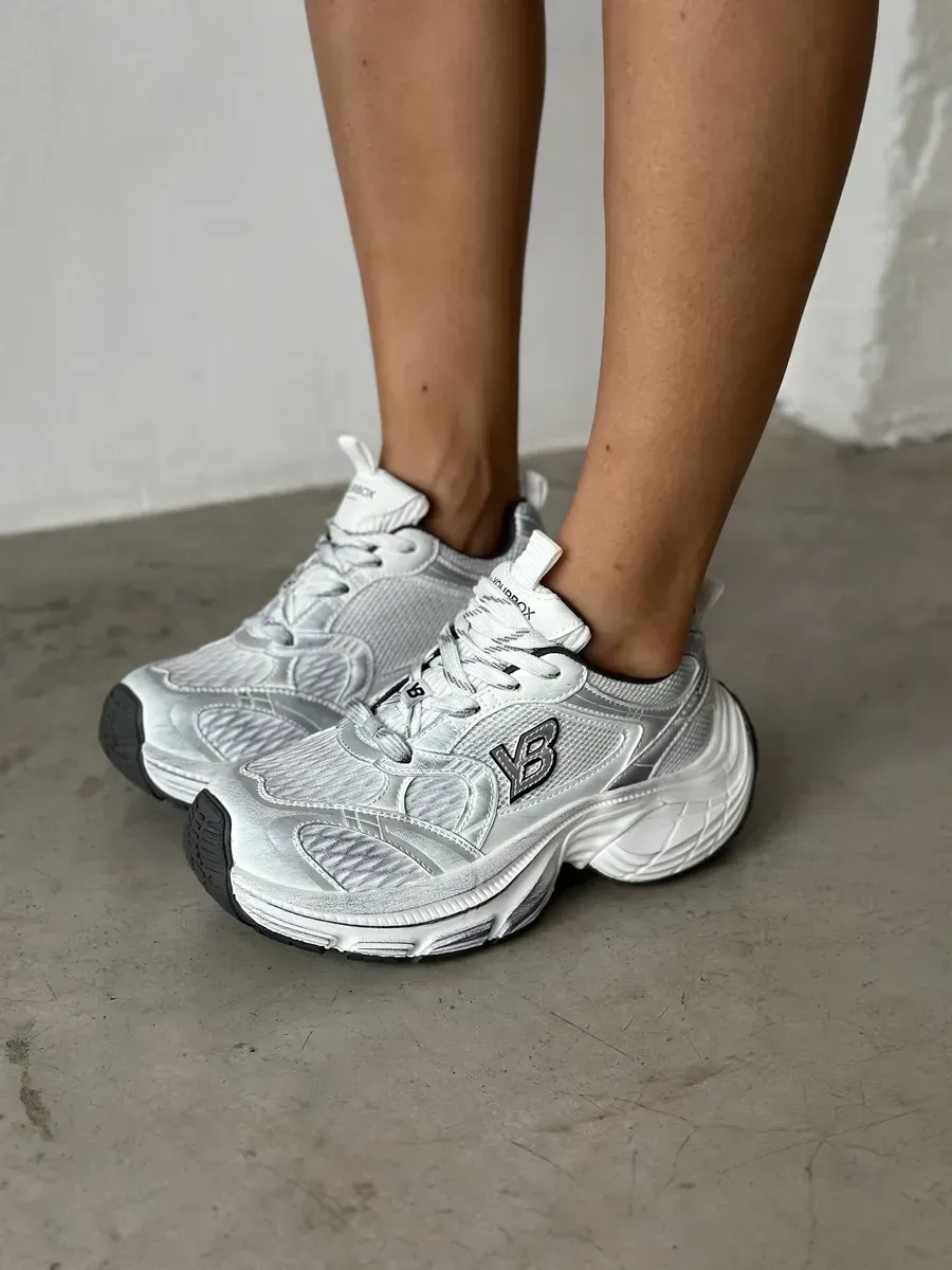 Кроссовки женские экокожа