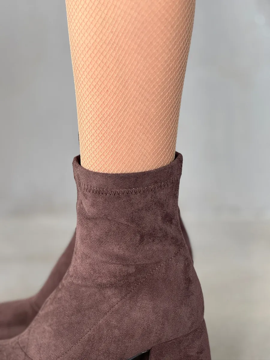 Демисезонные ботильоны на каблуке и платформе