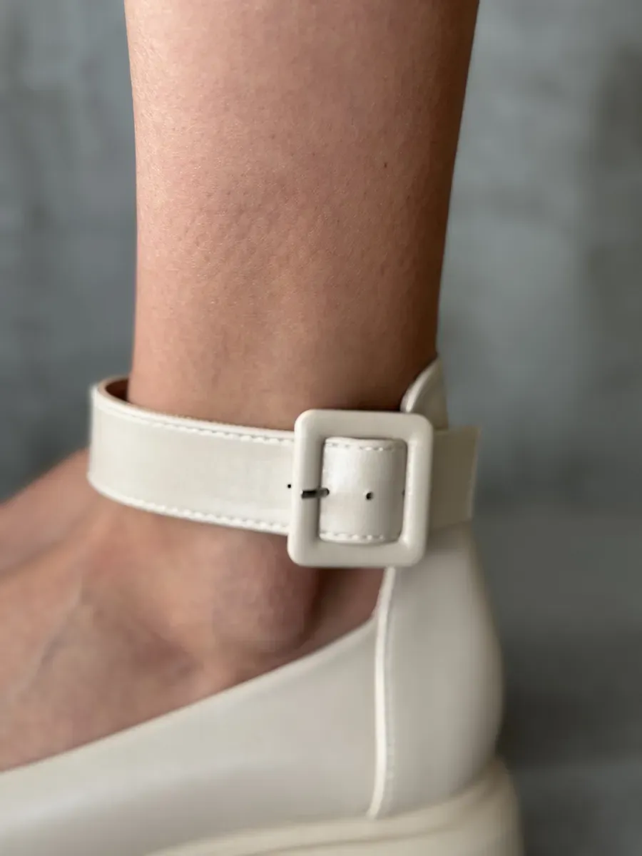 Лоферы женские экокожа