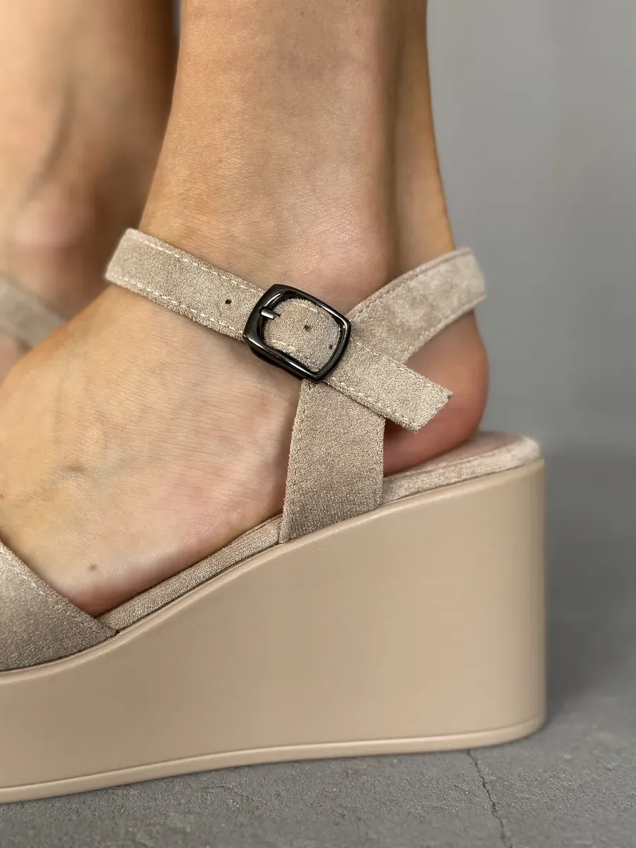 Босоножки женские текстиль