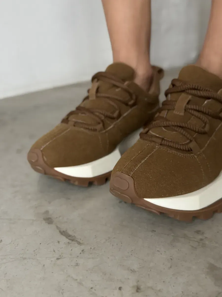 Кроссовки женские экозамша