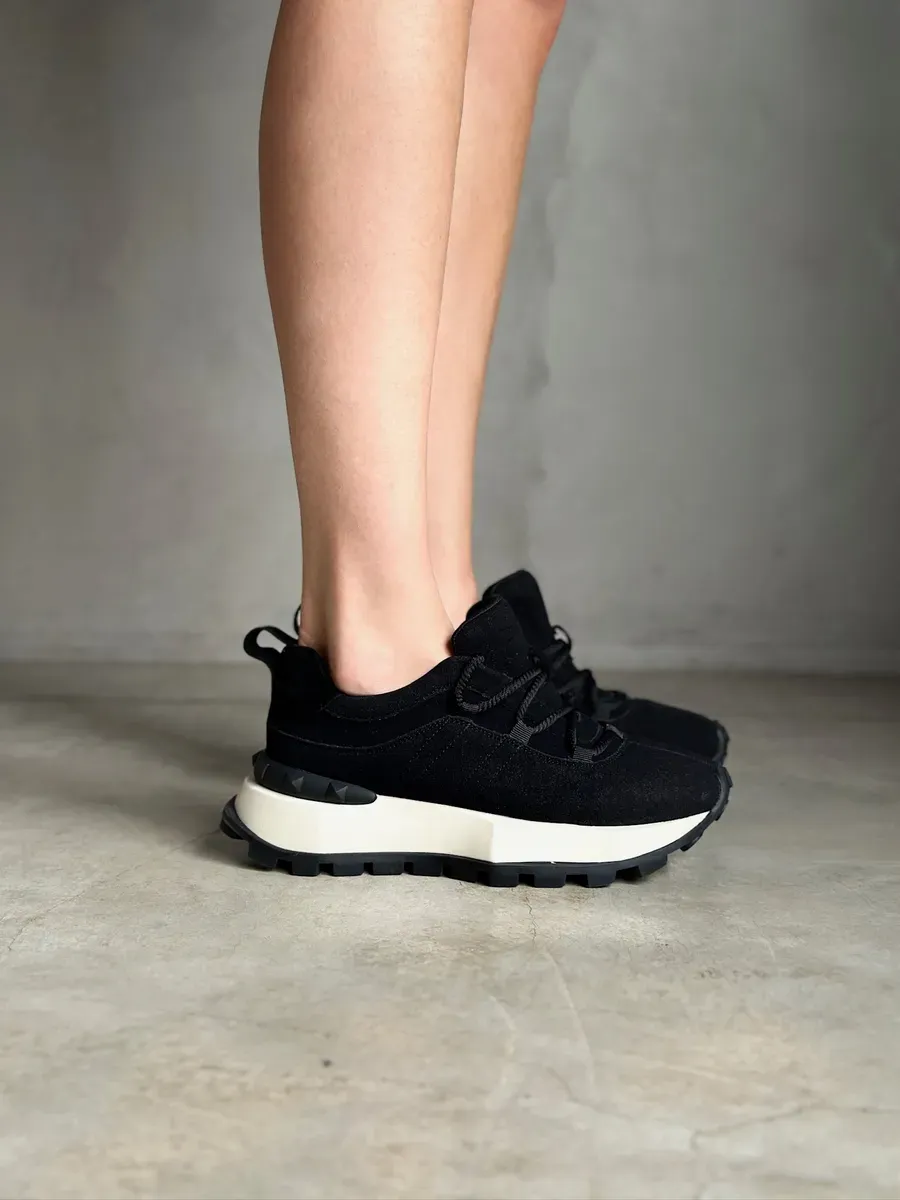 Кроссовки женские экозамша