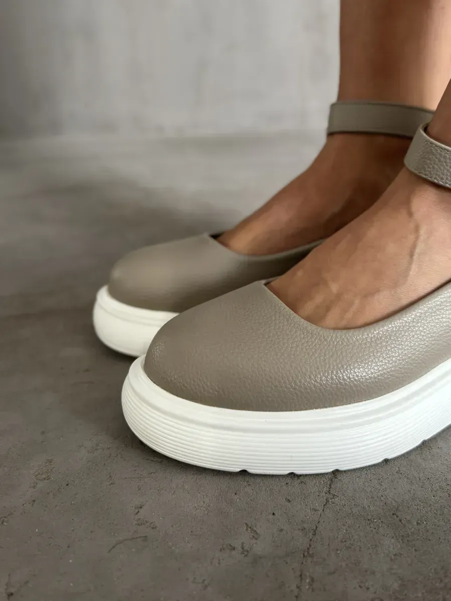 Лоферы женские экокожа