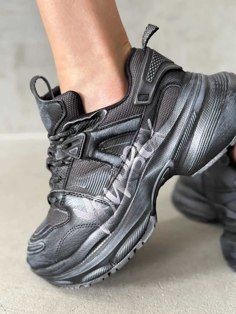 Кроссовки женские экокожа