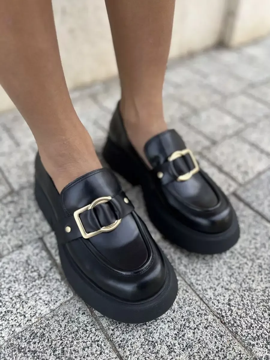 Лоферы женские кожа