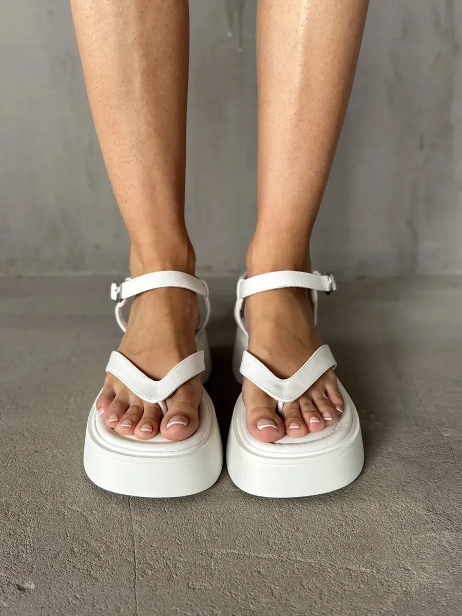 Босоножки женские экокожа