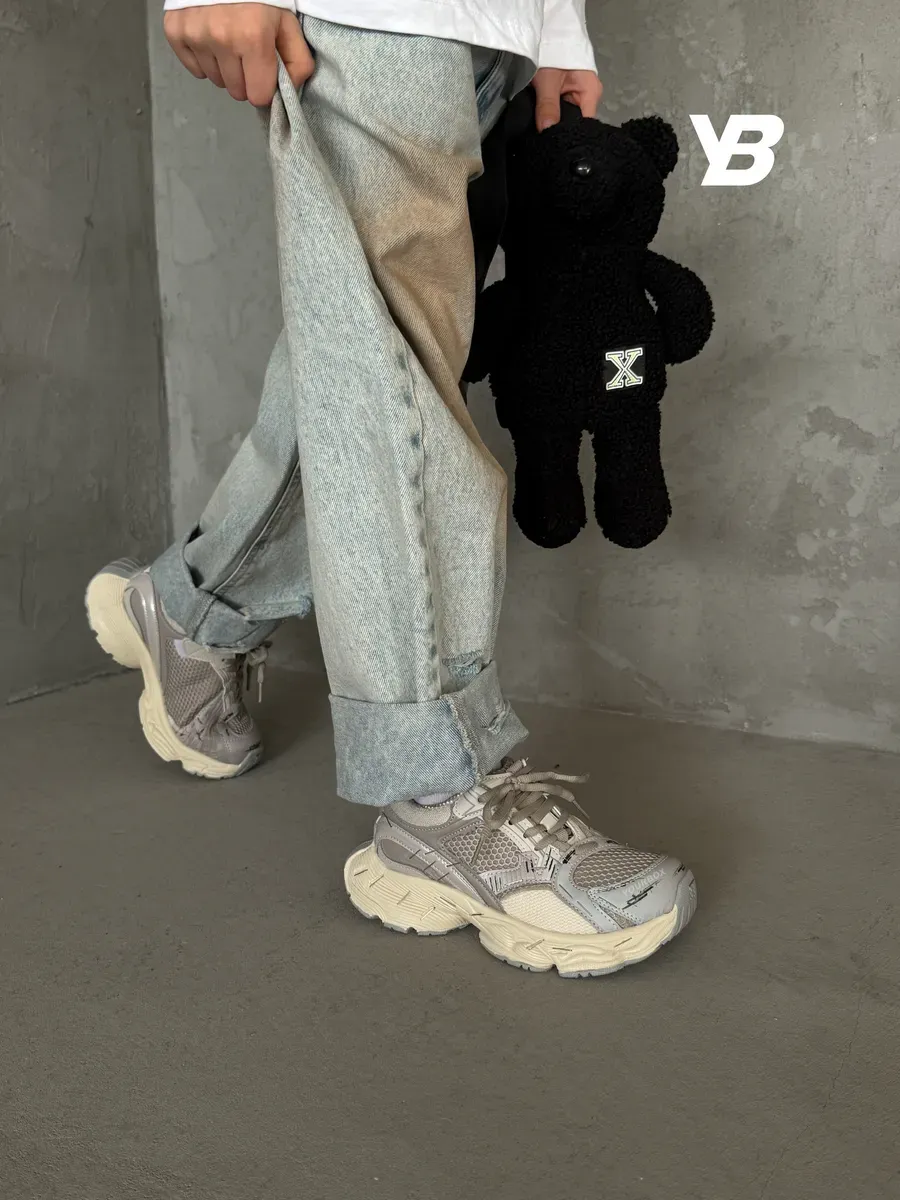 Кроссовки подростковые спортивные