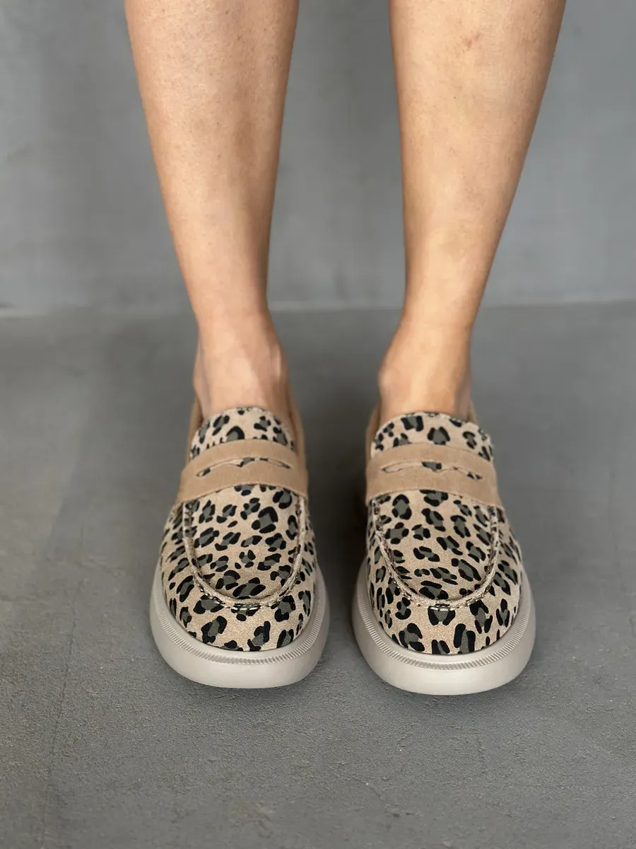 Лоферы женские натуральная замша