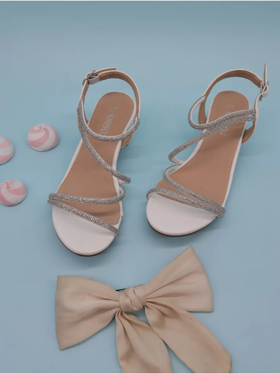 Летние босоножки подростковые на низком каблуке