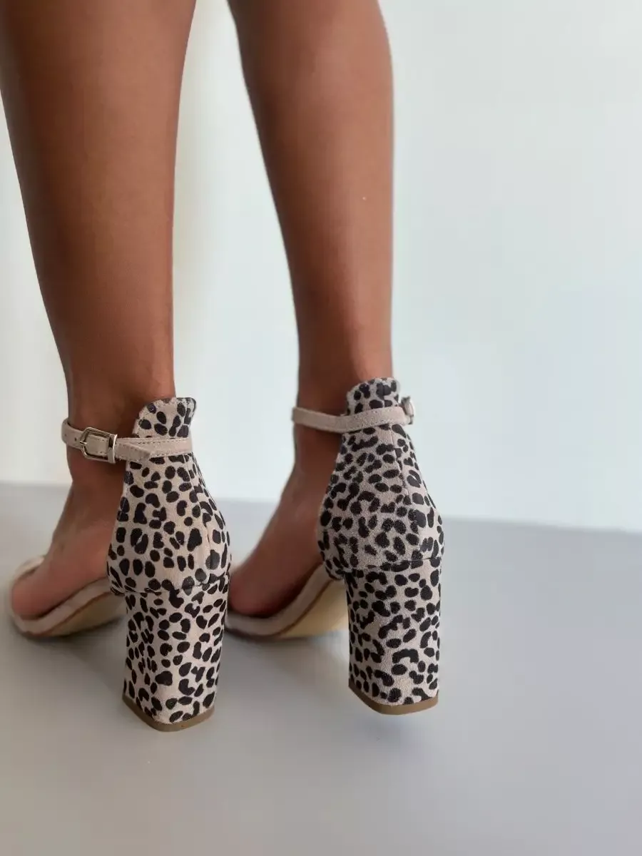 Босоножки женские замша