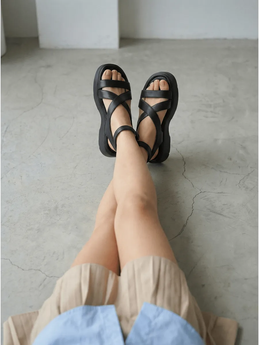 Летние босоножки на платформе