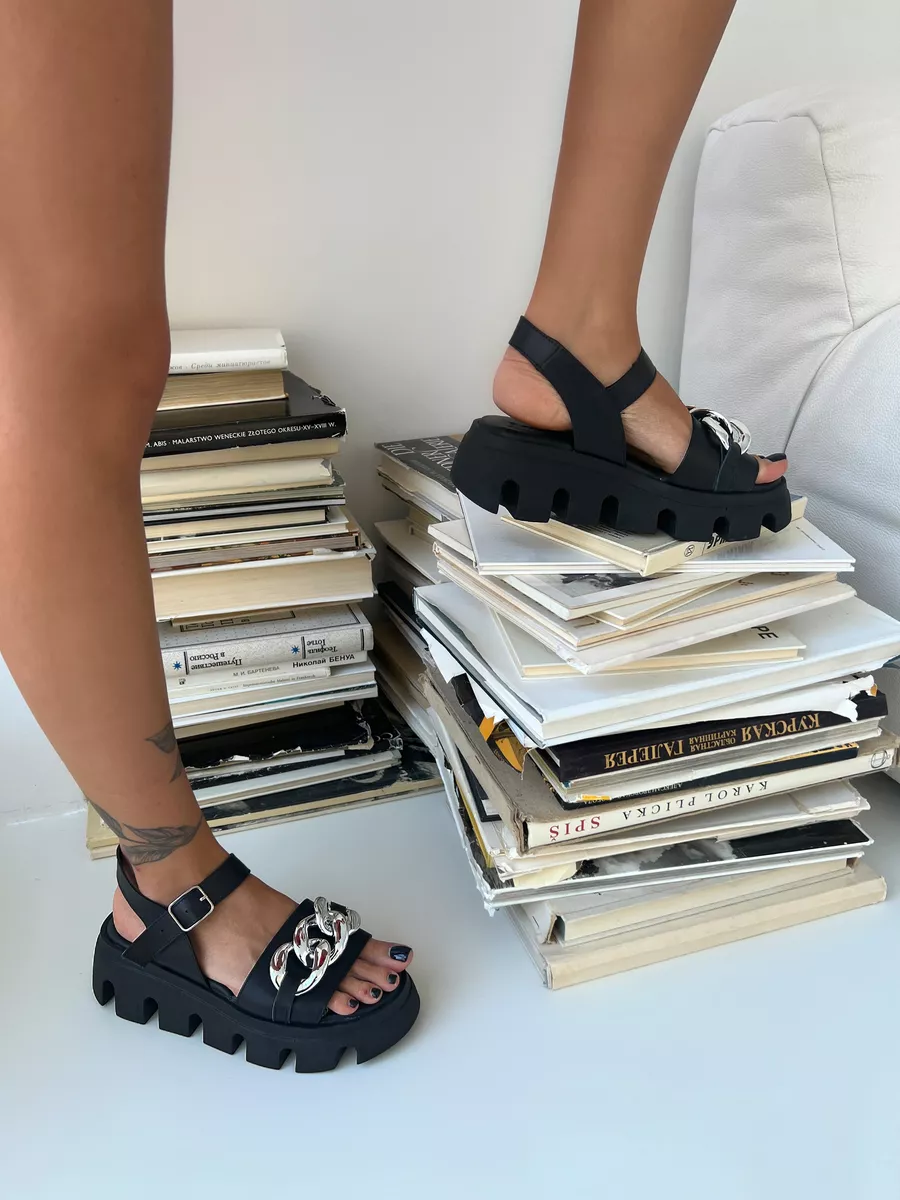 Босоножки женские кожа