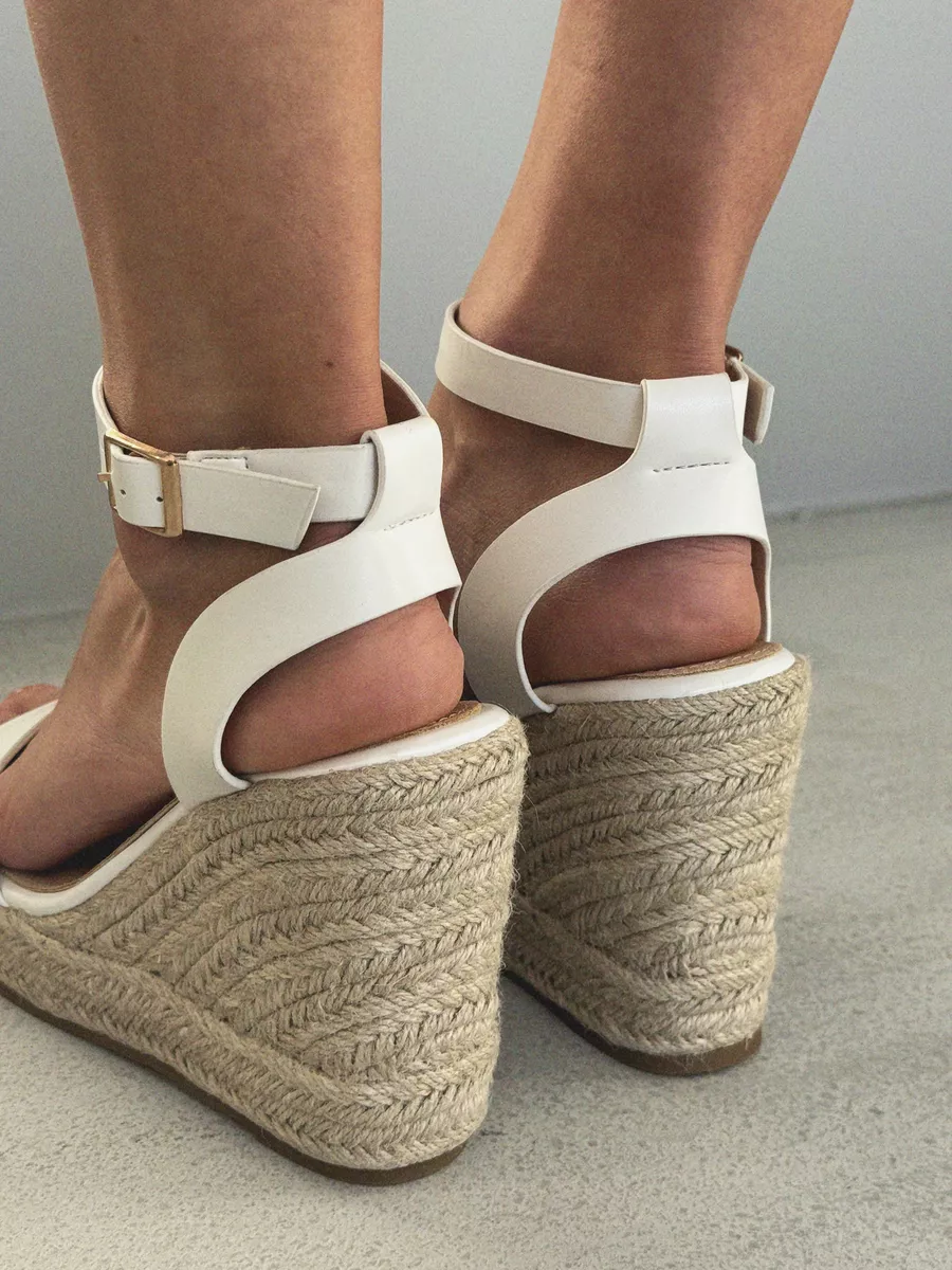 Босоножки женские экокожа