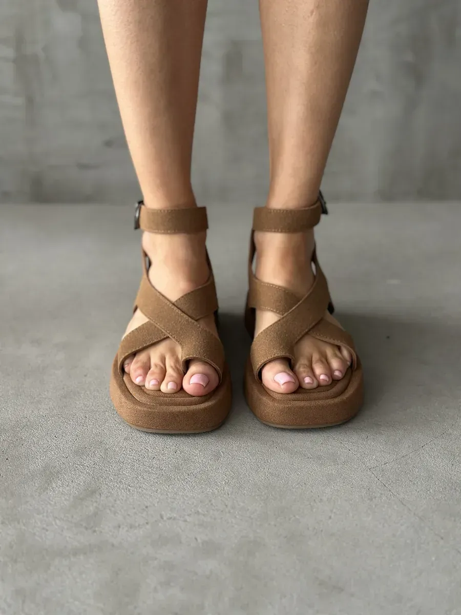 Босоножки женские экозамша