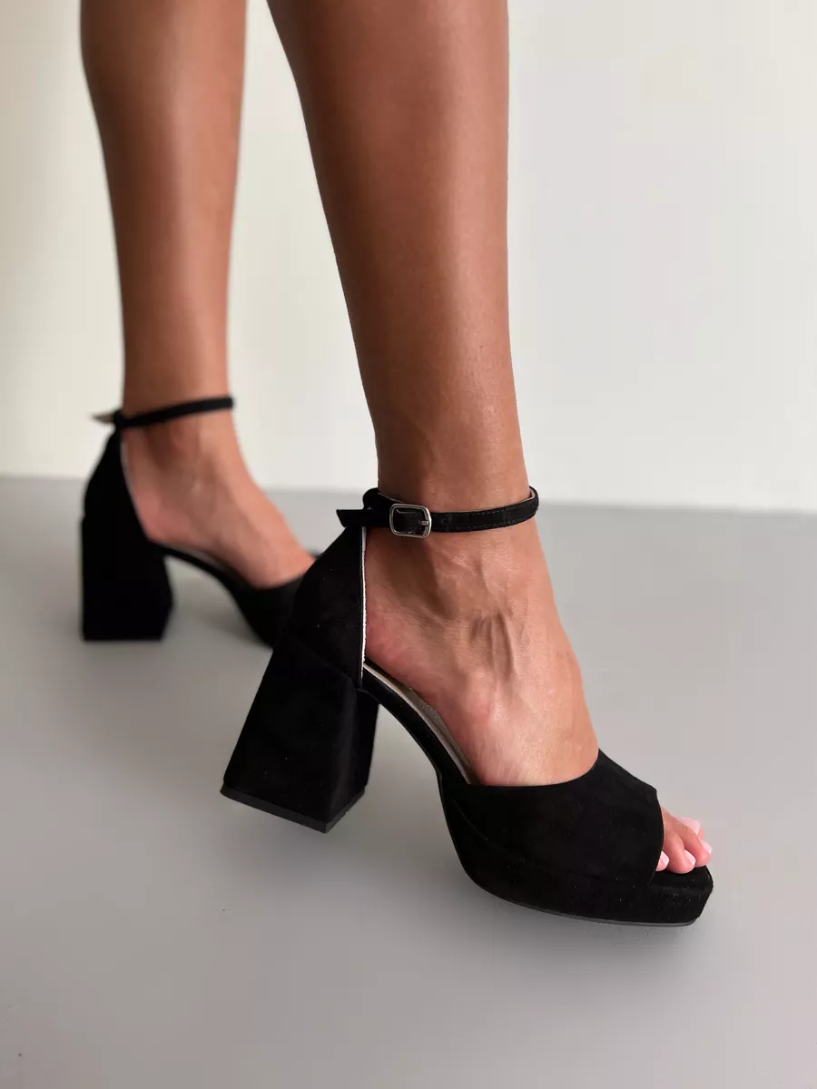 Босоножки женские замша