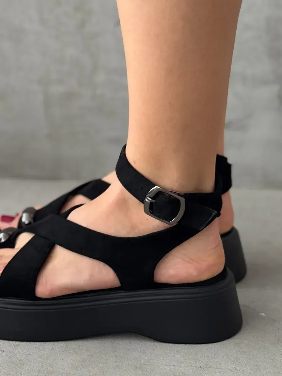 Босоножки женские экозамша