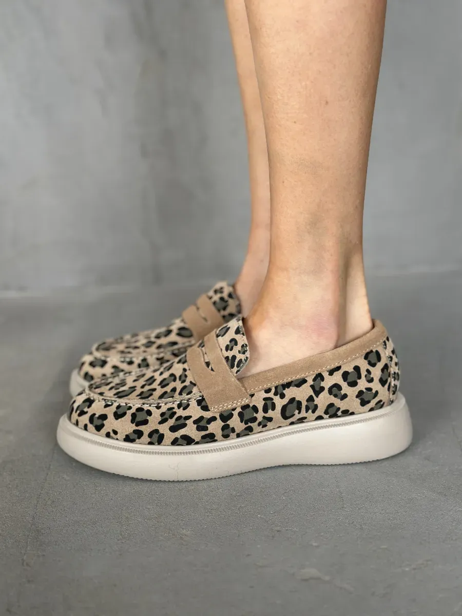 Лоферы женские натуральная замша