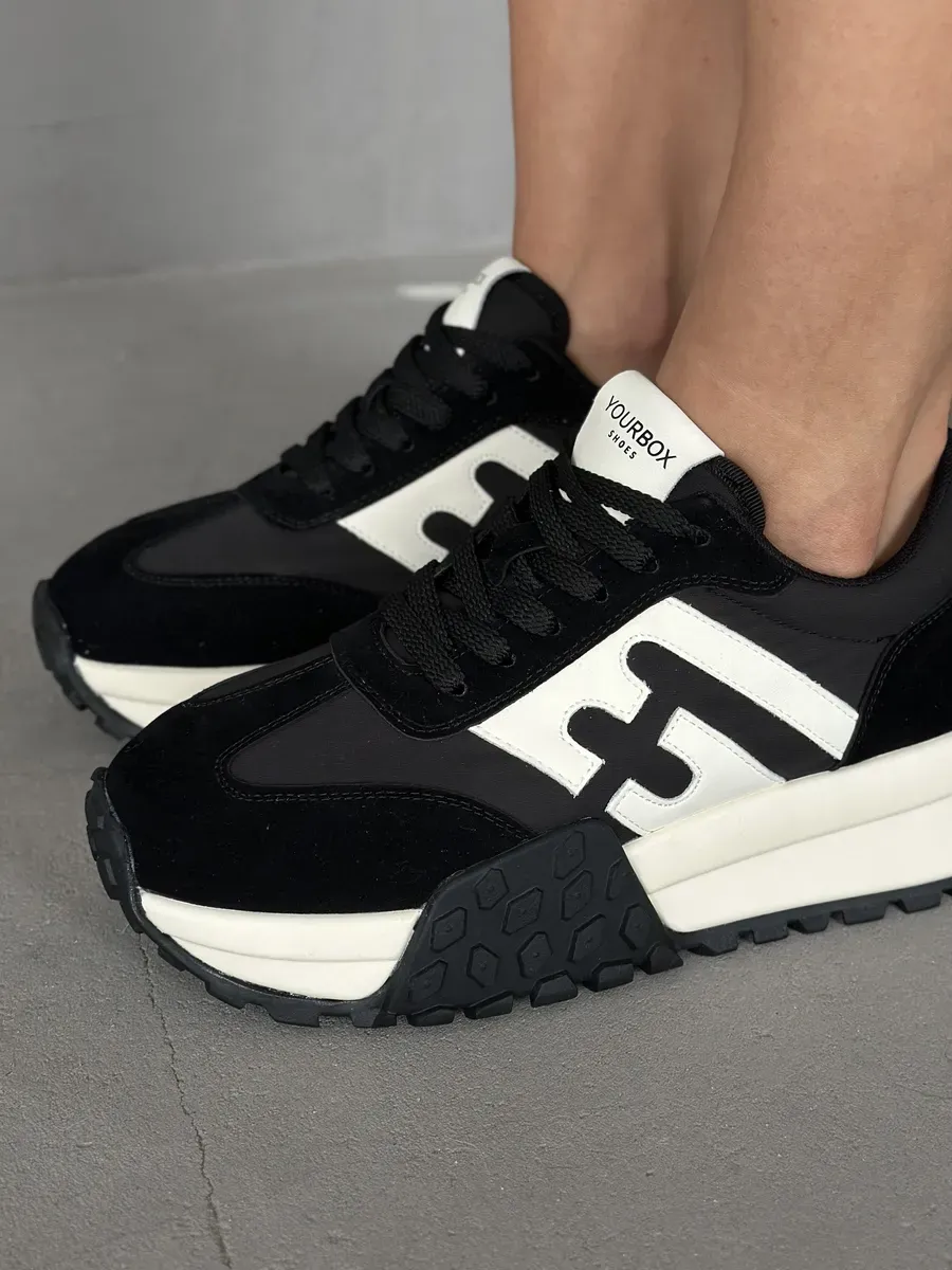 Кроссовки женские текстиль