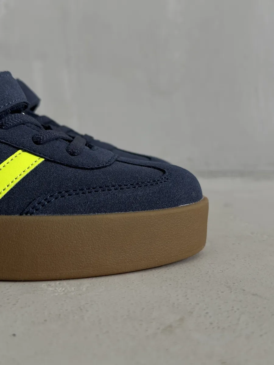 Демисезонные кроссовки детские на платформе