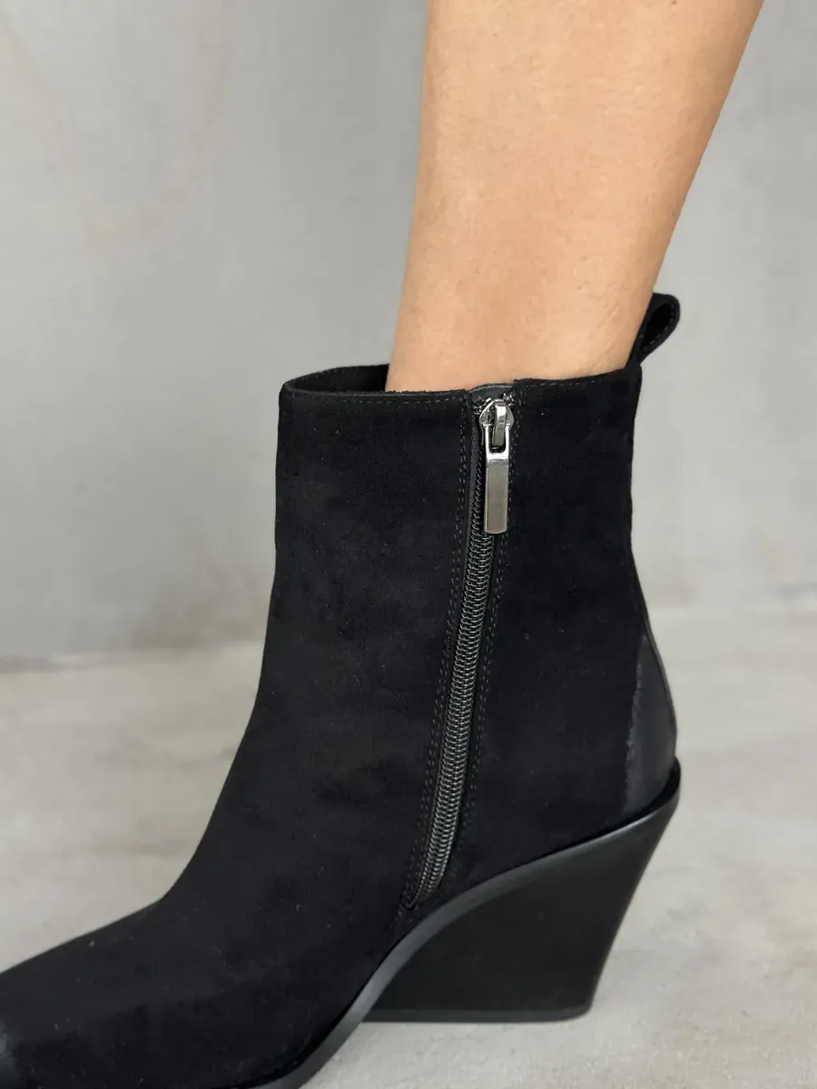 Казаки женские текстиль