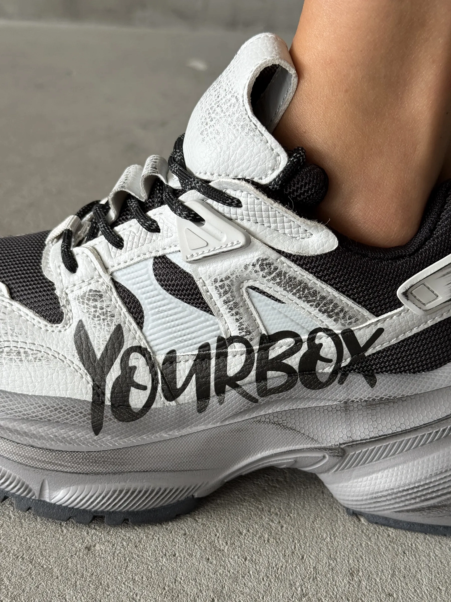 Кроссовки на платформе