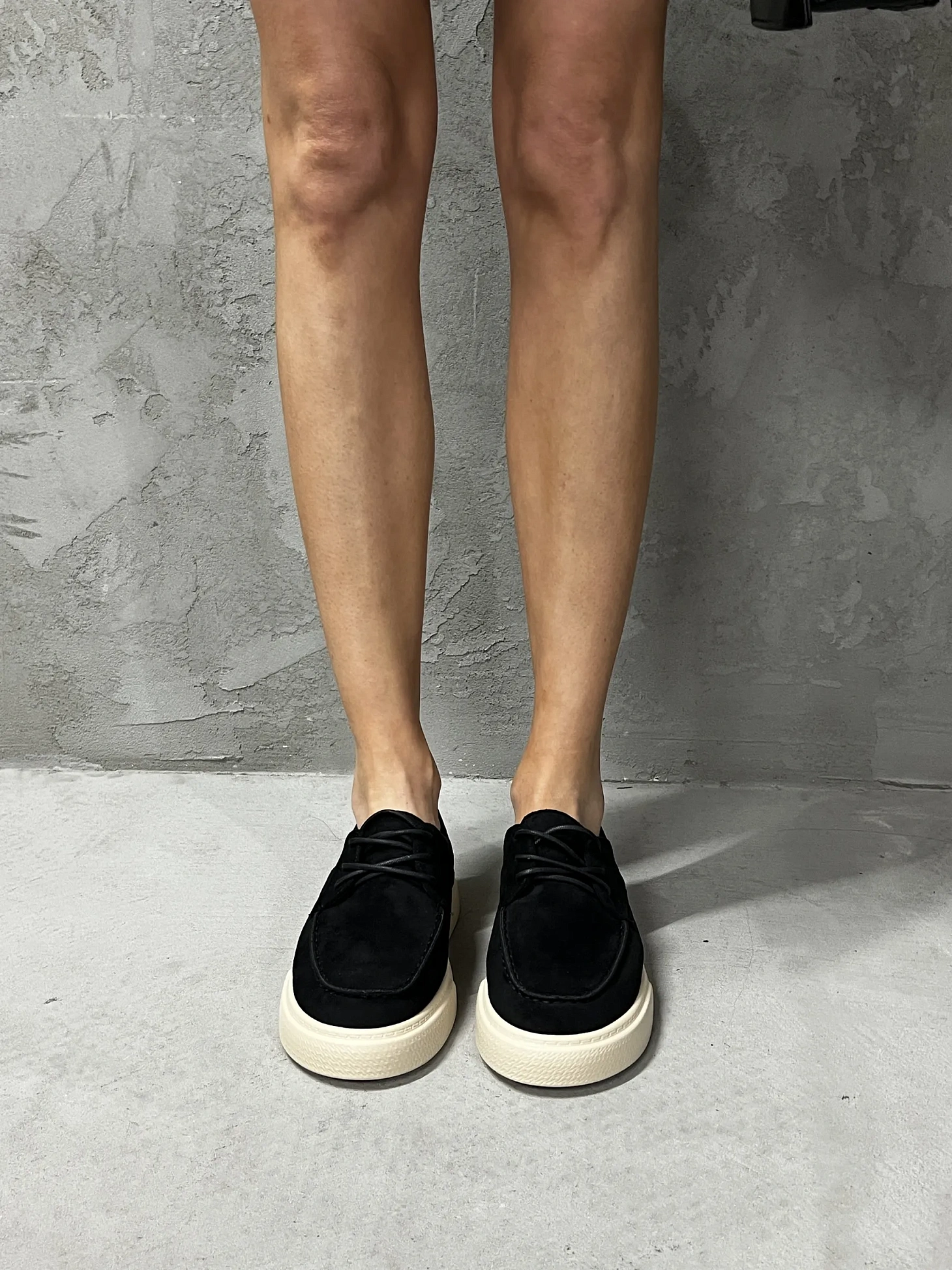 Лоферы женские на шнурках летние