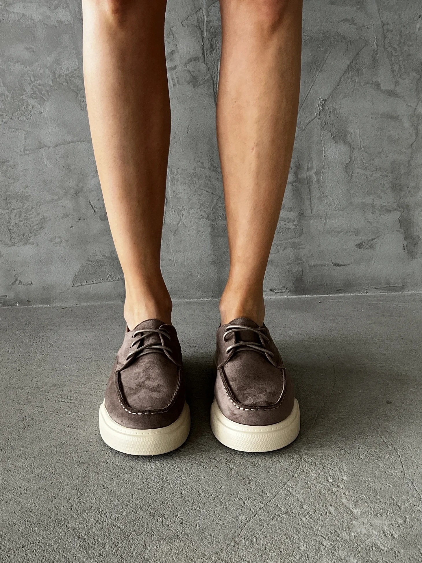 Лоферы женские на шнурках летние