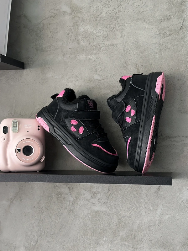 Утепленные кроссовки для девочки