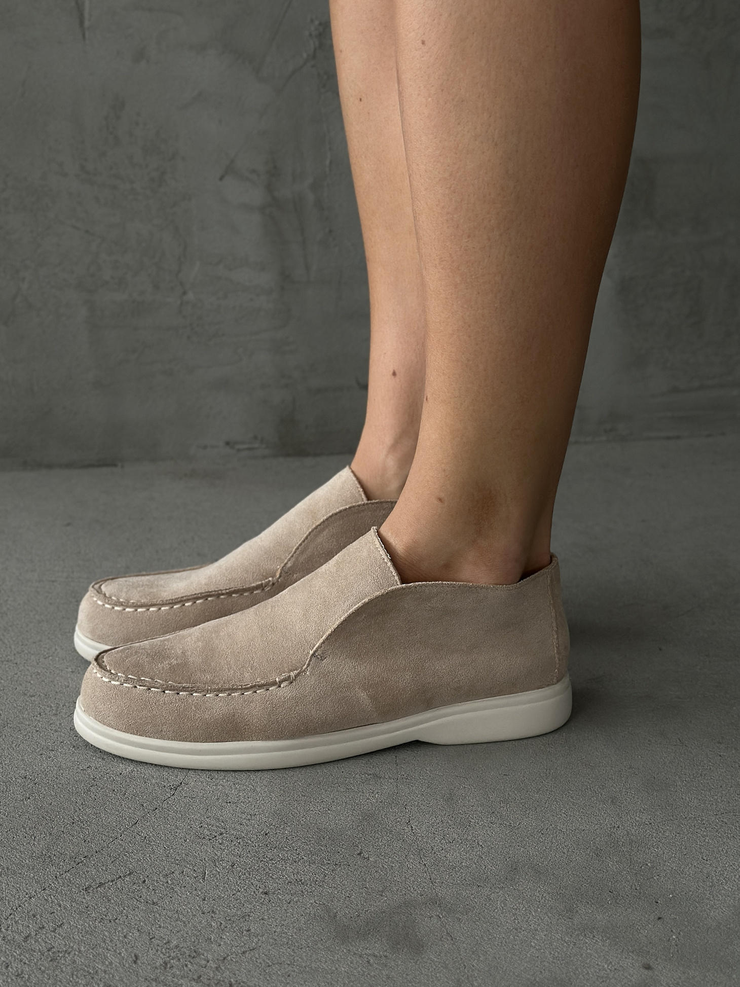 Лоферы женские экозамша