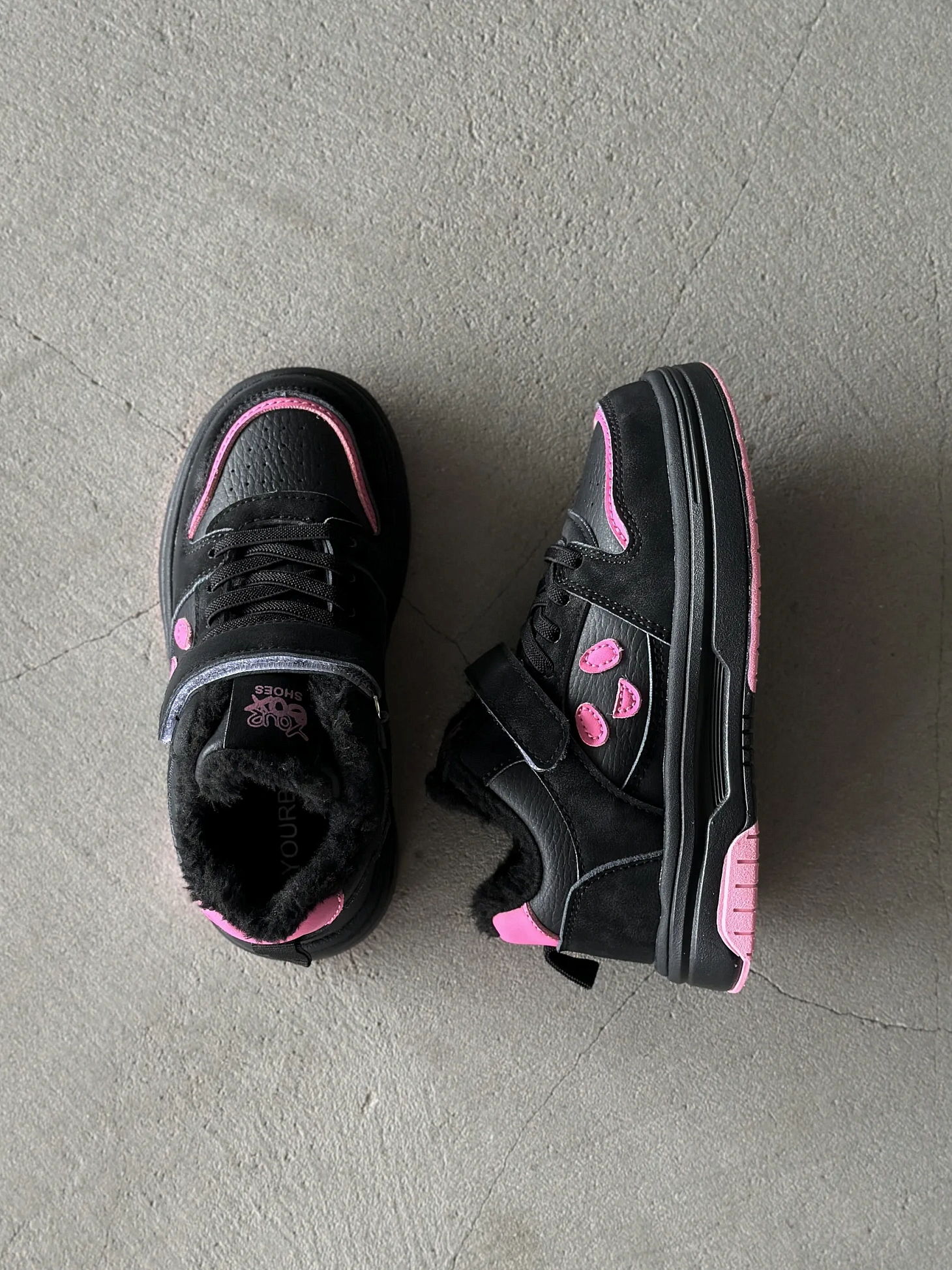 Утепленные кроссовки для девочки