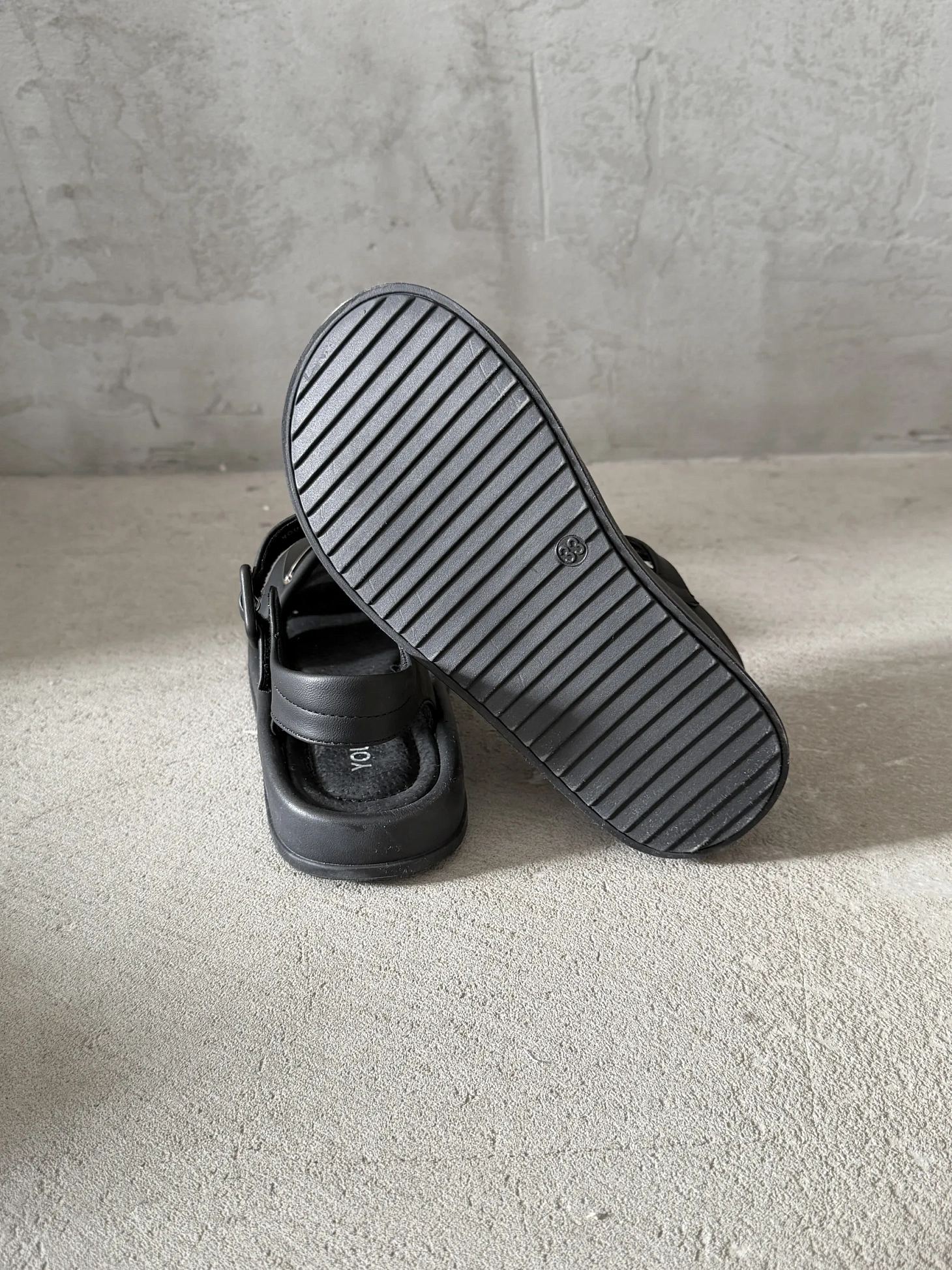 Летние босоножки на платформе