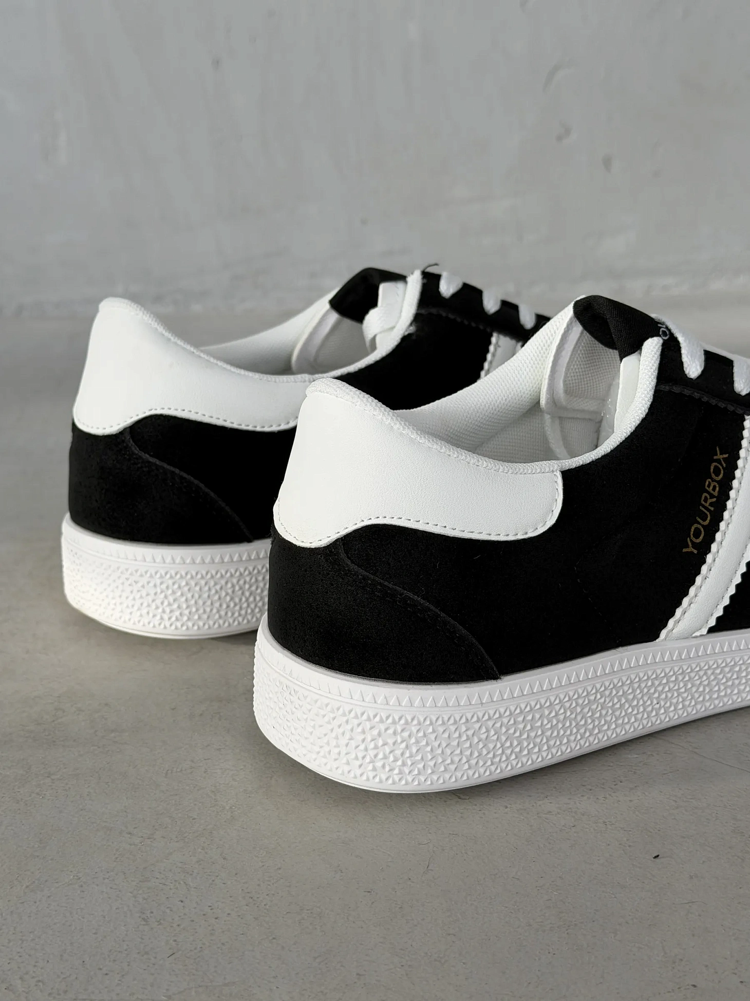 Кроссовки демисезонные кеды