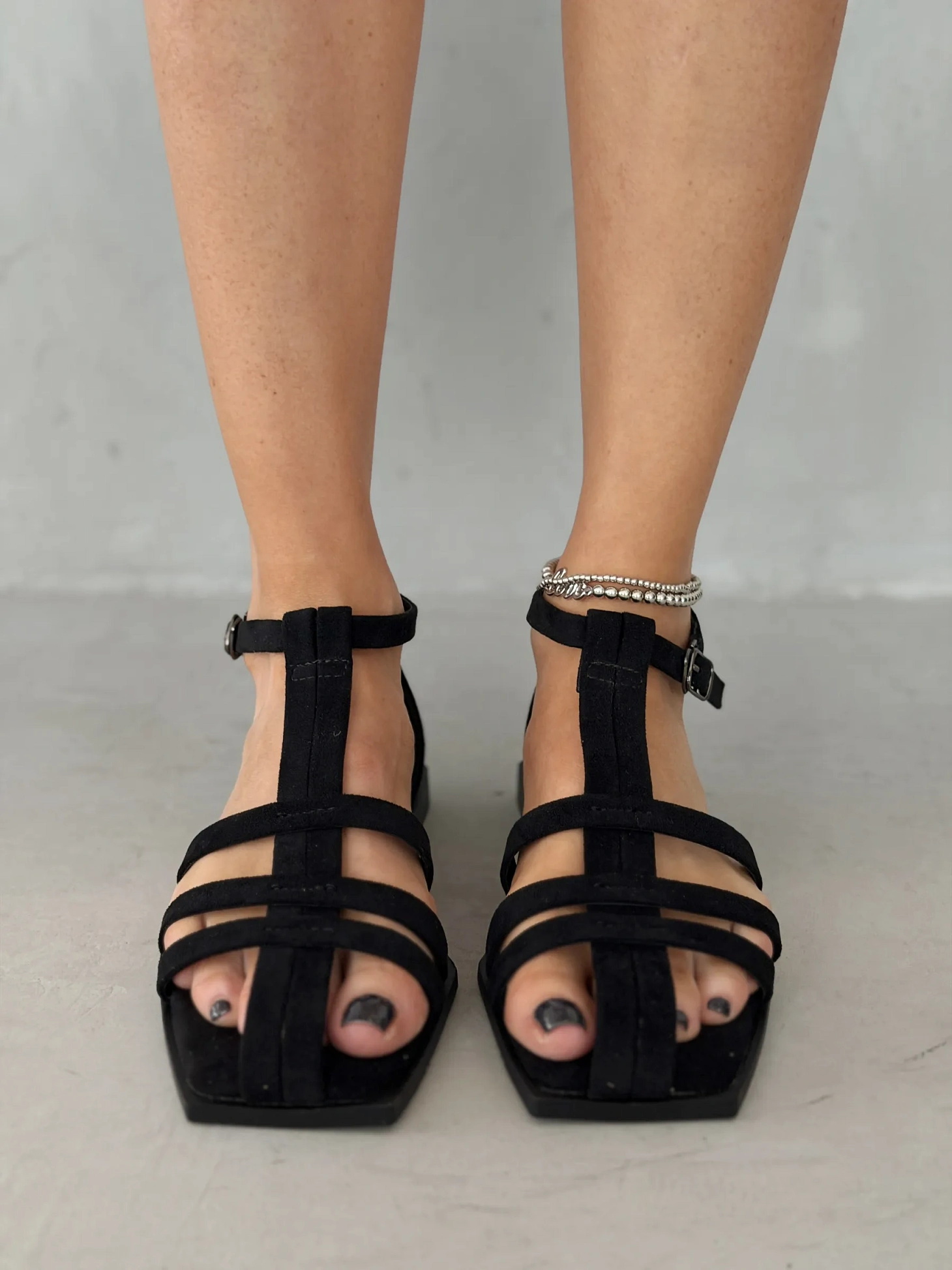 Летние босоножки женские с закрытым носом