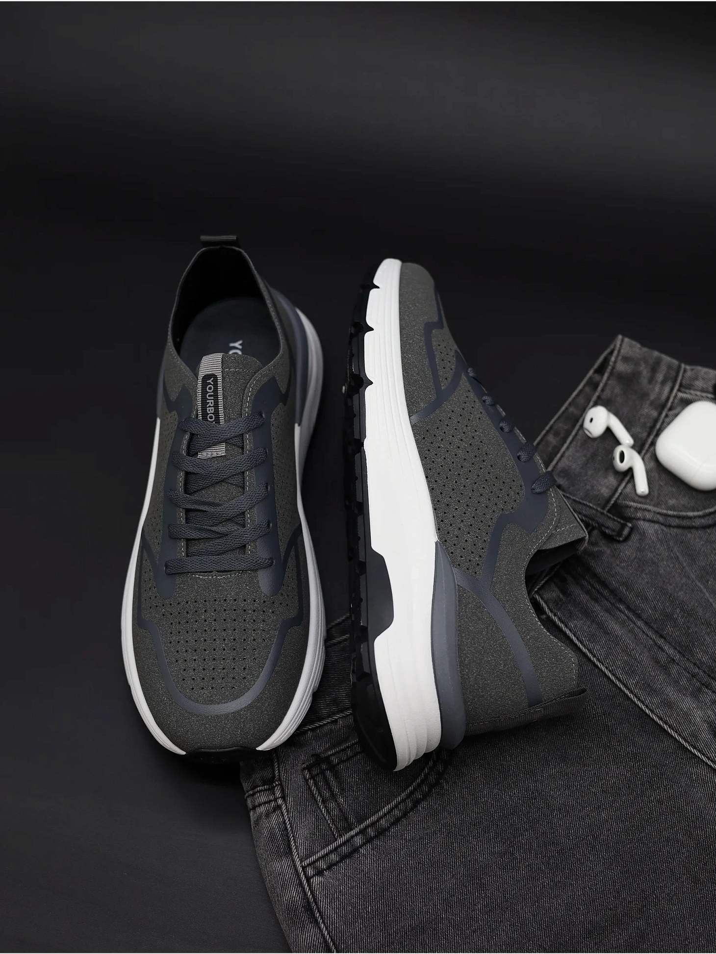 Демисезонные кроссовки мужские спортивные