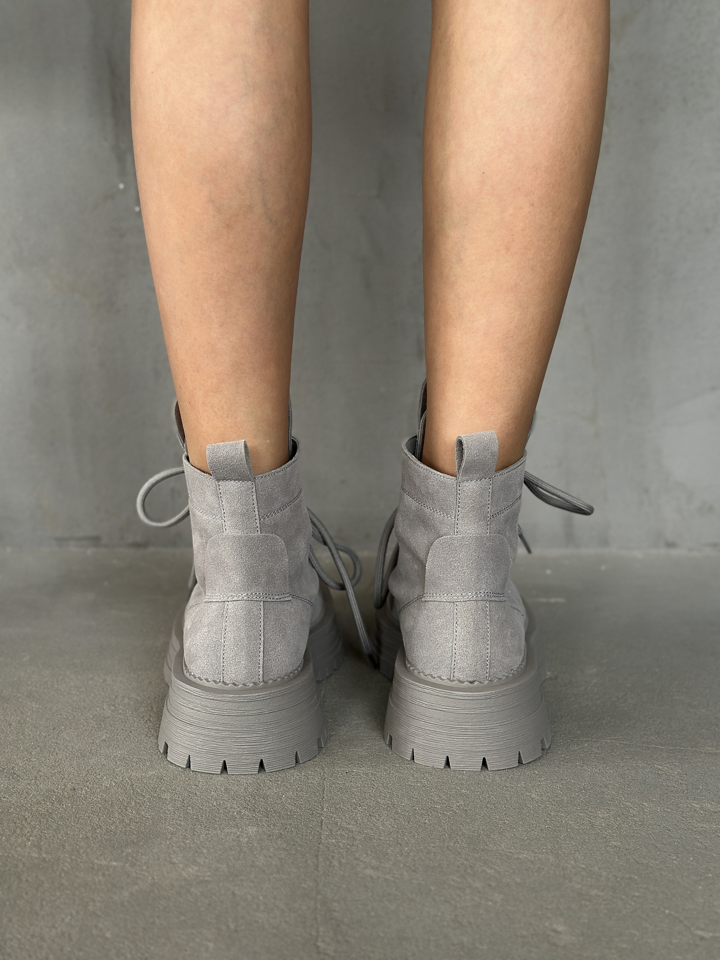 Ботинки женские натуральная замша