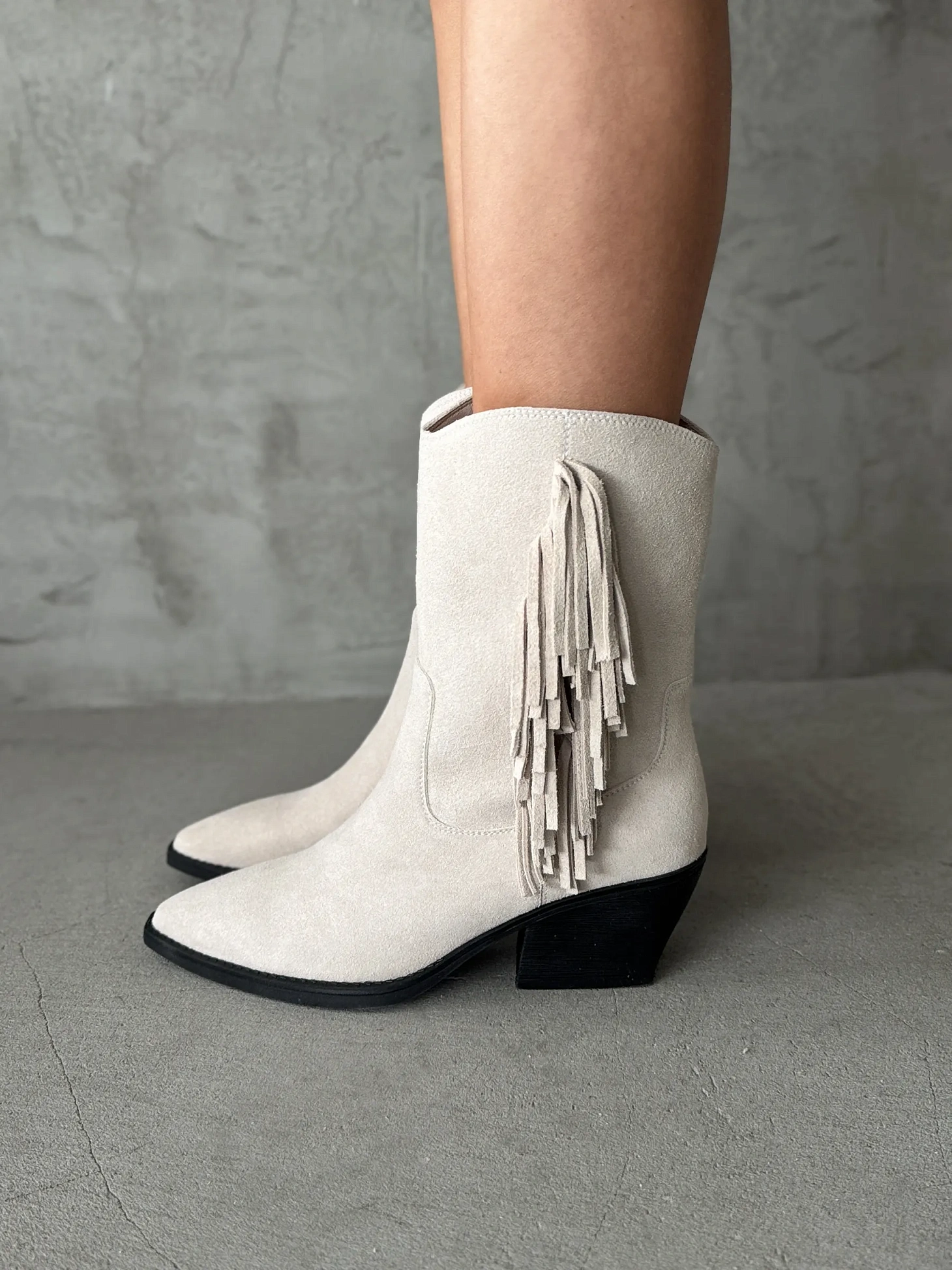 Казаки женские натуральная замша