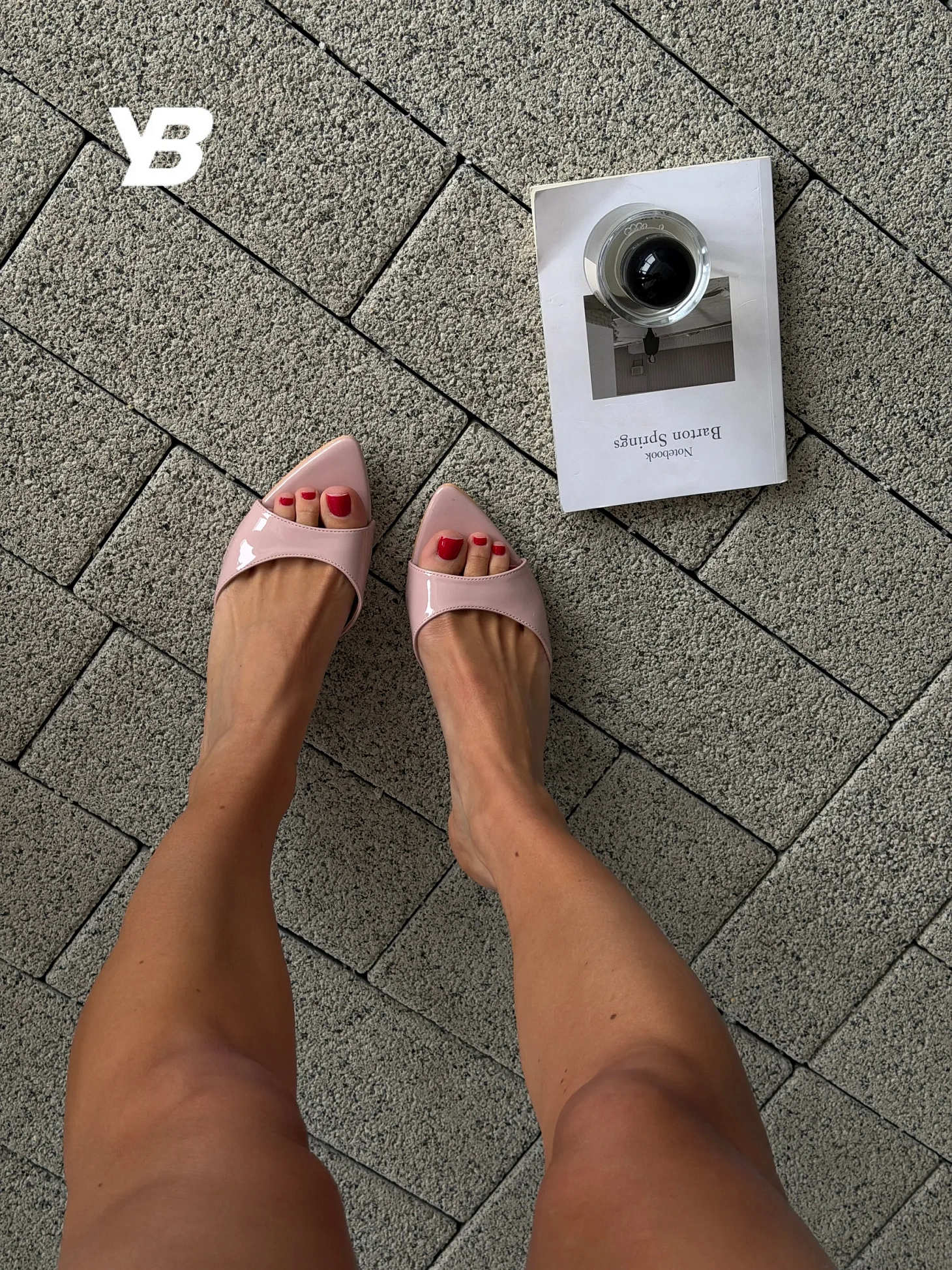 Летние босоножки женские на низком каблуке шпильке