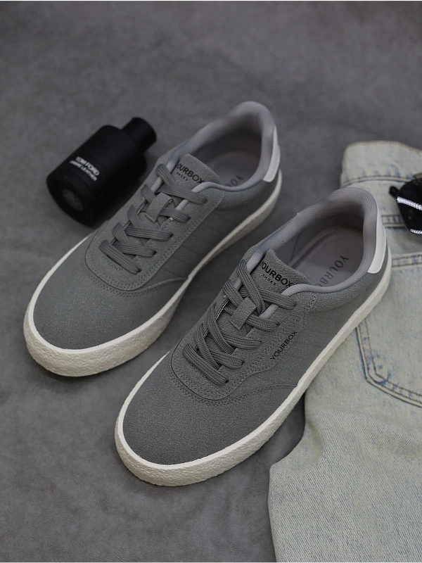 Демисезонные кроссовки мужские кеды