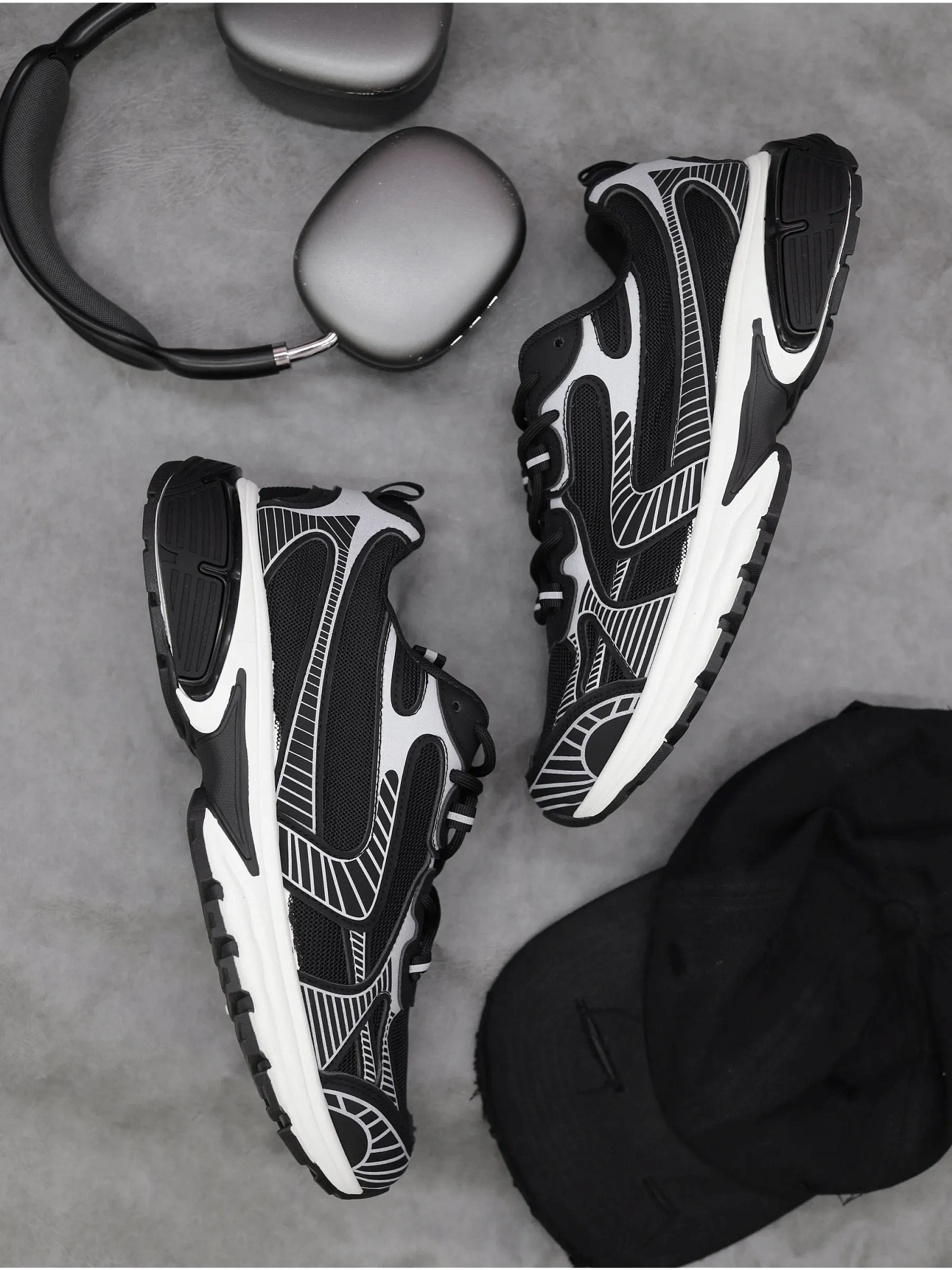 Демисезонные кроссовки мужские спортивные