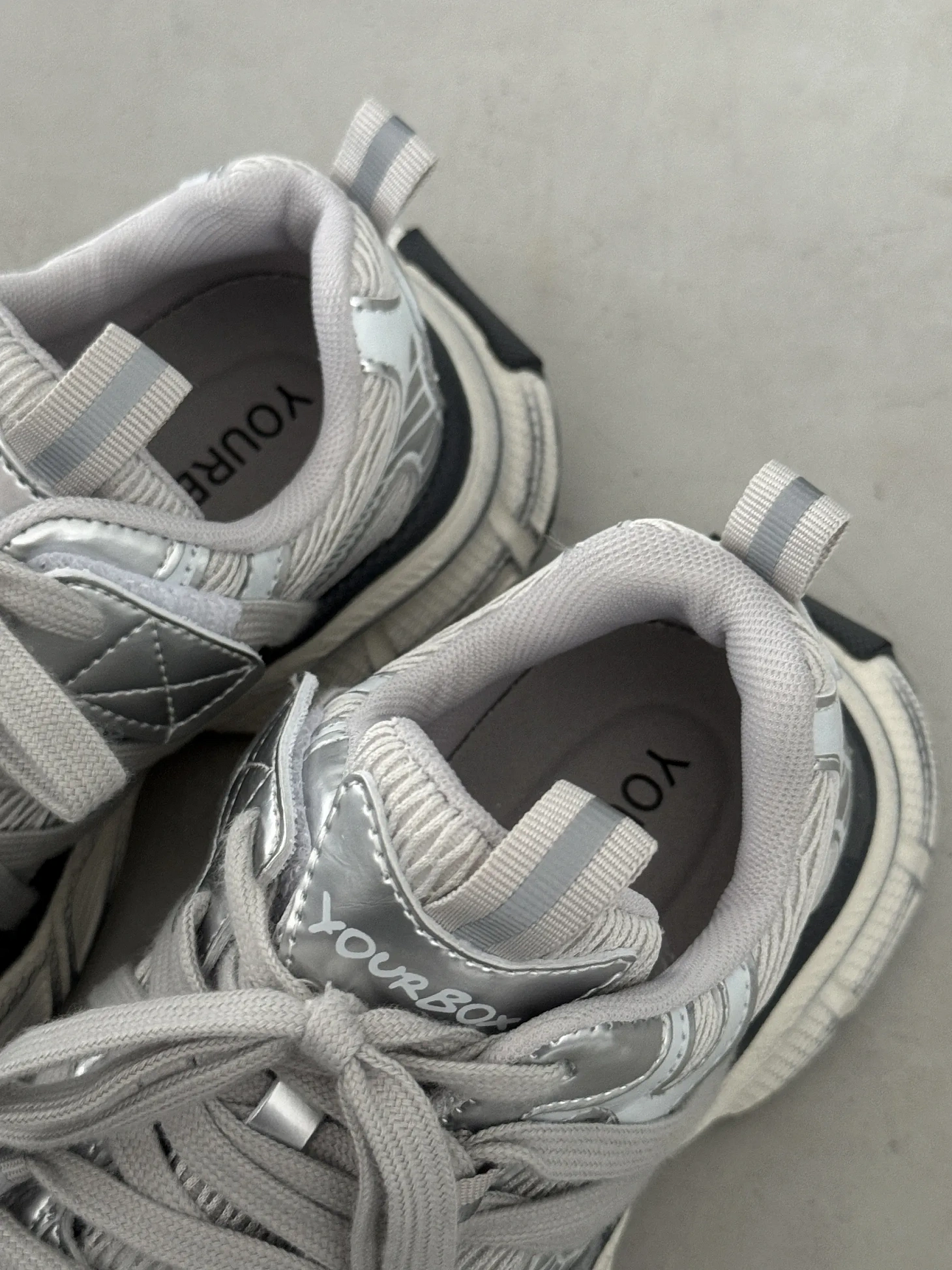 Демисезонные кроссовки детские на платформе