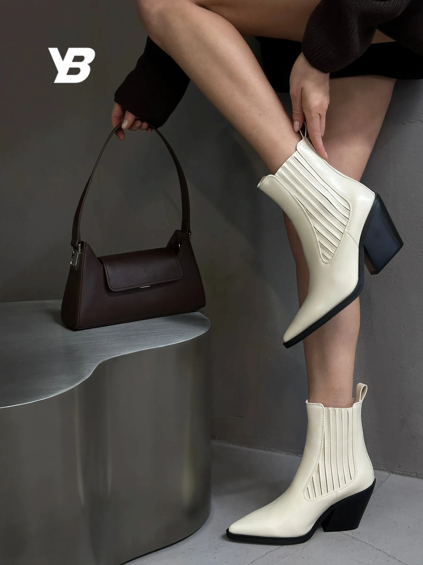 Казаки женские экокожа