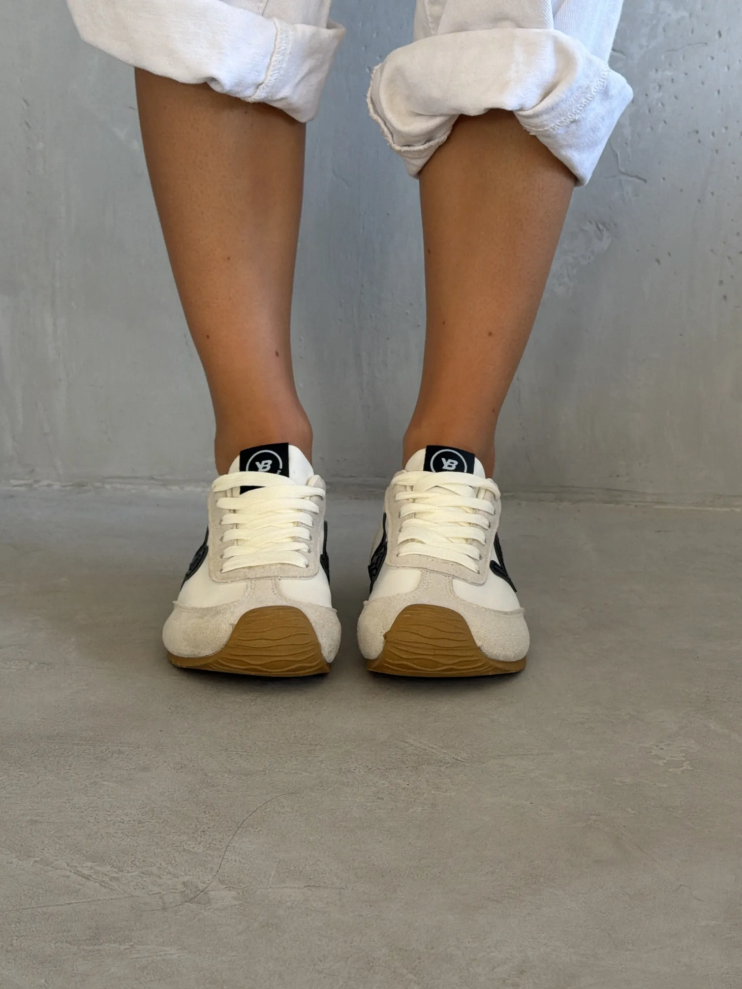 Кроссовки женские весна дышащие спортивные