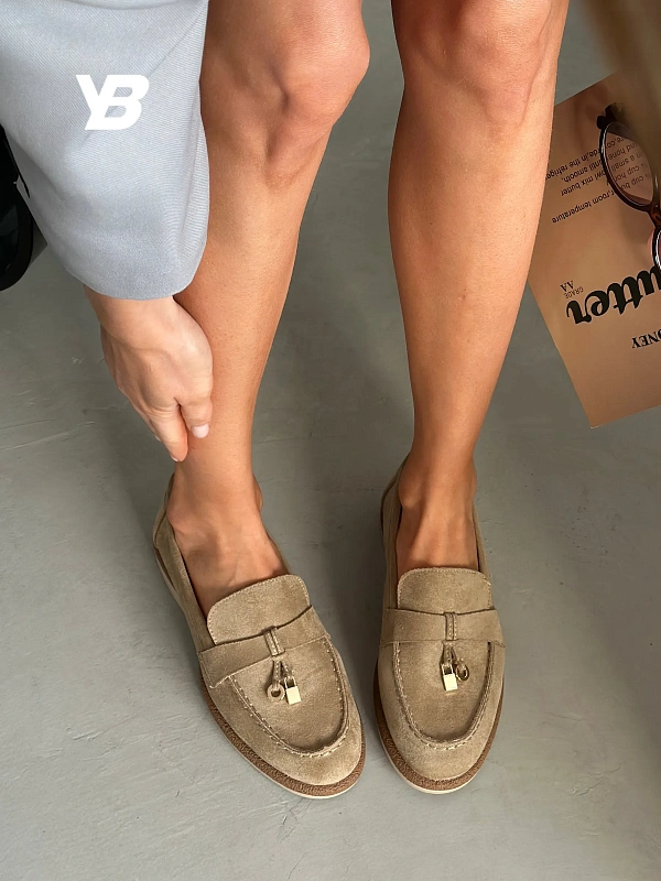 Лоферы на тонкой подошве